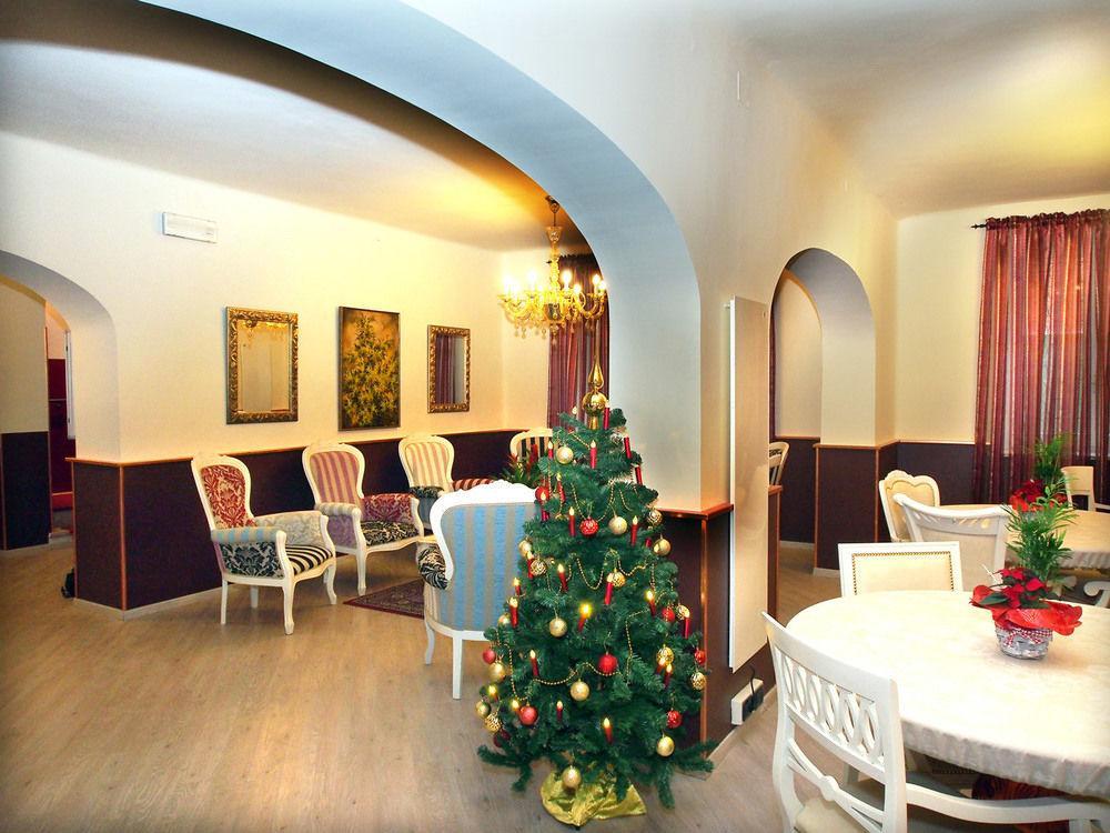 Hotel Due Spade Фиденца Экстерьер фото